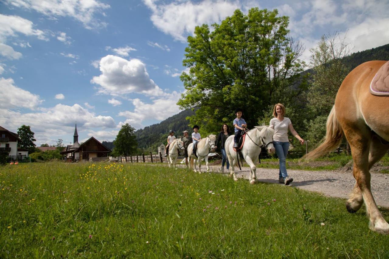 Schullerhof Hotel Hermagor-Pressegger See Luaran gambar